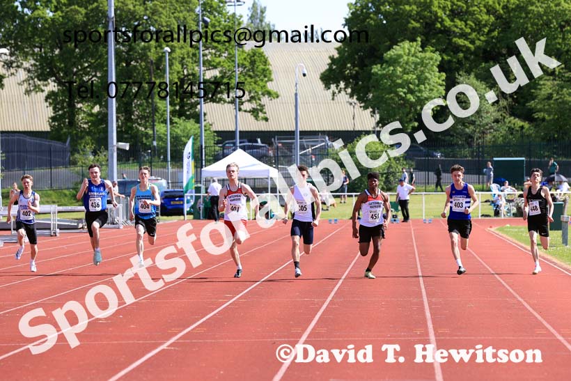 Mens Under-17s 100 metres, 2024 North Eastern Track and Field Champs., Middlesbrough.  Photo: David T. Hewitson/Sports for All Pics